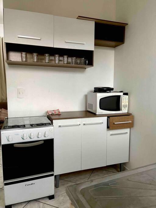 5 Km Do Aeroporto Apartment
