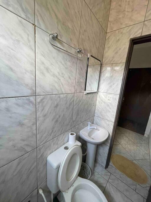 5 Km Do Aeroporto Apartment *